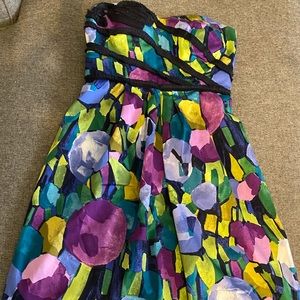 Adorable strapless “watercolor” dress